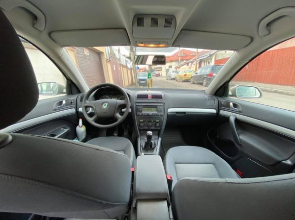 Skoda Octavia, 1.6 benzină, Mai 2006, 156.000 km