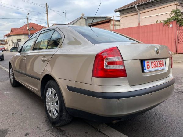 Skoda Octavia, 1.6 benzină, Mai 2006, 156.000 km