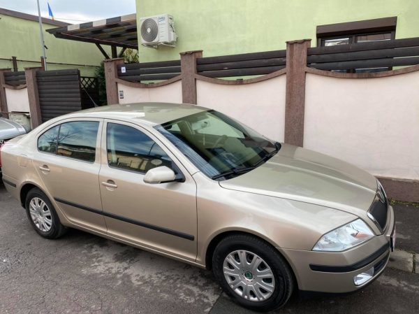Skoda Octavia, 1.6 benzină, Mai 2006, 156.000 km