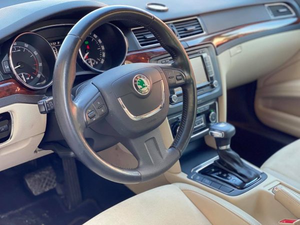 Skoda Superb, 1.8 benzină, Aprilie 2009, 170.000 km