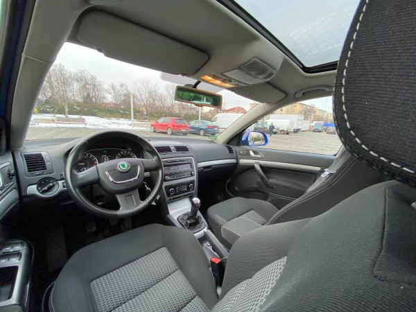 Skoda Octavia, 1.6 diesel, August 2009, 200.000 km