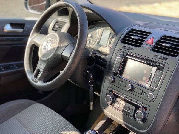 Volkswagen Jetta, 1.6 diesel, Mai 2010, 177.000 km