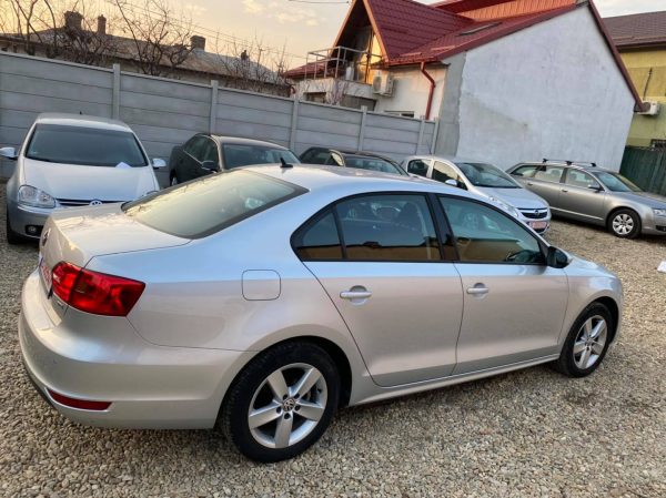 Volkswagen Jetta, 1.6 diesel TDI, Mai 2014, 107.000 km