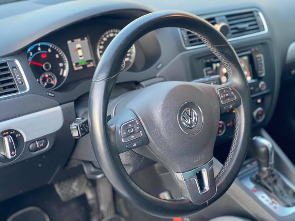 Volkswagen Jetta, 1.4 benzină - hybrid, Octombrie 2013, 187.000 km