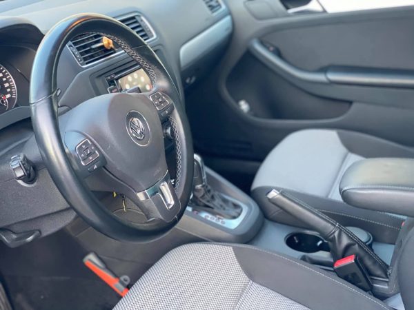 Volkswagen Jetta, 1.4 benzină - hybrid, Octombrie 2013, 187.000 km