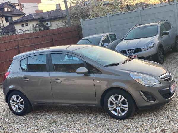 Opel Corsa, 1.3 diesel CDTI, Septembrie 2012, 186.000 km