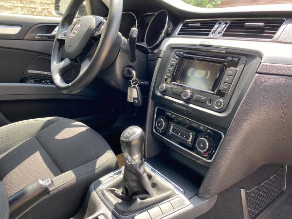 Skoda Superb, 1.6 diesel, Martie 2015, 155.000 km