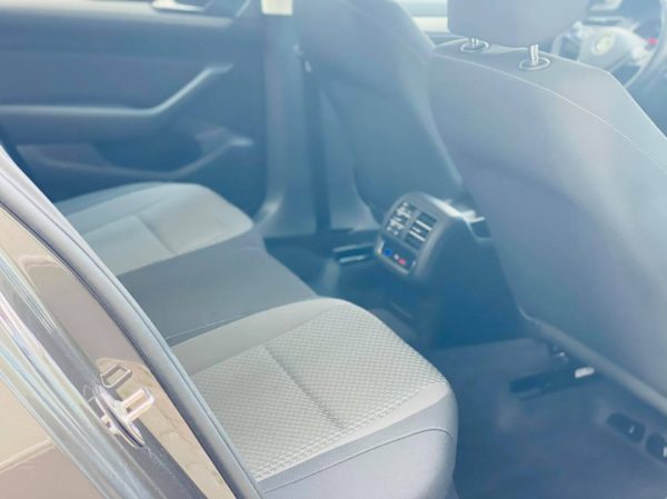 Volkswagen Passat, 1.6 diesel, 2017, 100.000 km