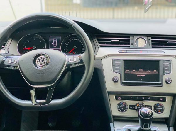 Volkswagen Passat, 1.6 diesel, 2017, 100.000 km