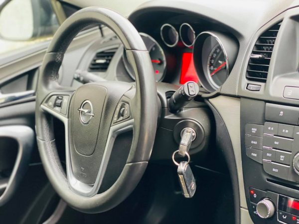Opel Insignia, 2.0 diesel CDTI, 2011, 210.000 km
