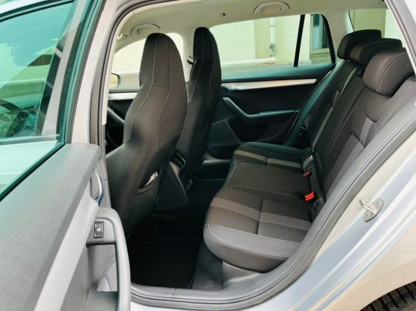 Skoda Octavia, 1.6 diesel, martie 2018, 198.000 km
