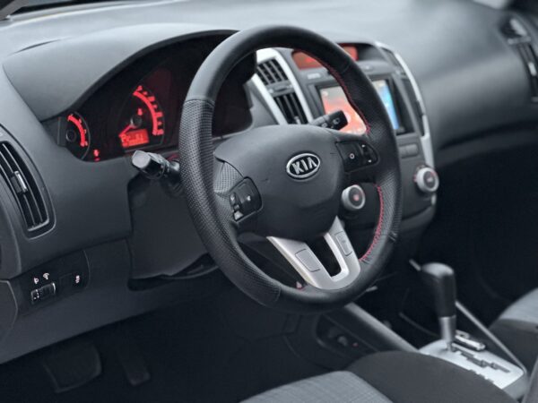 Kia cee'd 1.6 Mind