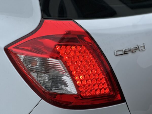 Kia cee'd 1.6 Mind
