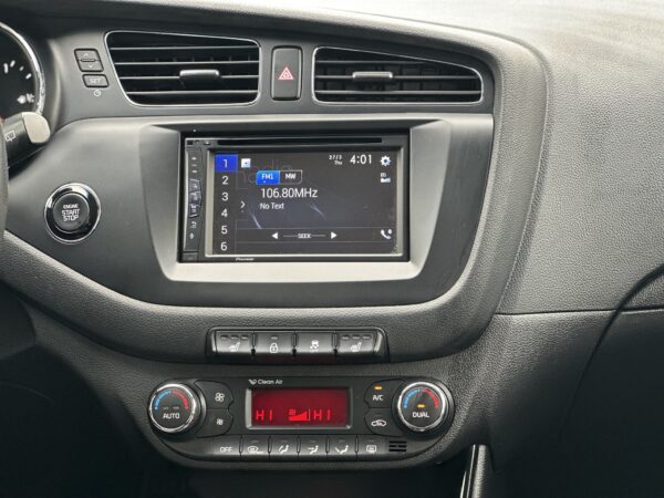 Kia cee'd 1.6 GDI Spirit AUTOMAT /XENON/ 1.6 BENZINA /130.000 km