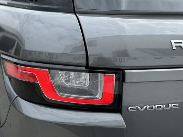 Land Rover Evoque 2.0 Td4 SE Dynamic      NAVI /PANO /PIELE /4X4/ 2016