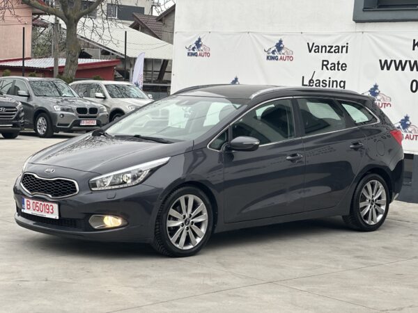 Kia cee'd 1.6 GDI Spirit AUTOMAT /XENON/ 1.6 BENZINA /130.000 km