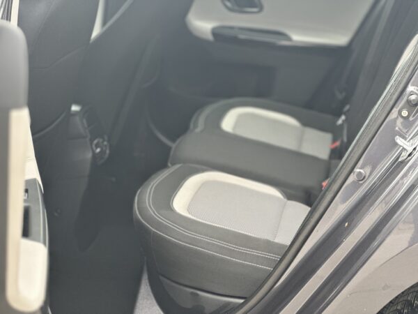 Kia cee'd 1.6 GDI Spirit AUTOMAT /XENON/ 1.6 BENZINA /130.000 km