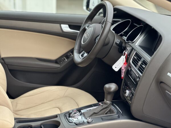 Audi / A5 Sportback 2.0 TDI AUTOMAT /2.O DIESEL/ 174.000 Km/2013