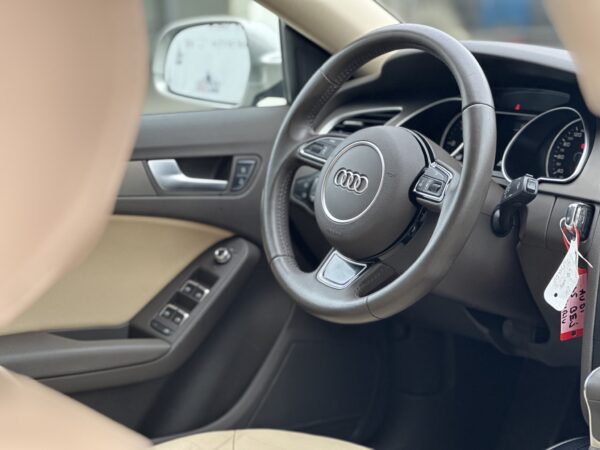 Audi / A5 Sportback 2.0 TDI AUTOMAT /2.O DIESEL/ 174.000 Km/2013
