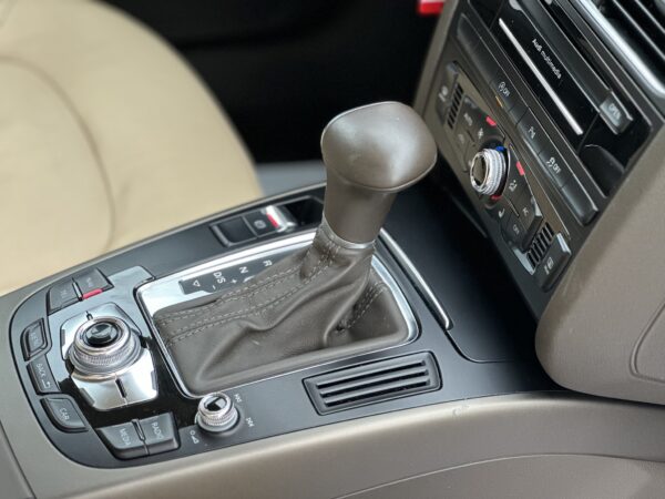 Audi / A5 Sportback 2.0 TDI AUTOMAT /2.O DIESEL/ 174.000 Km/2013