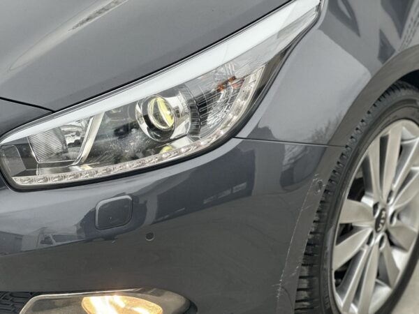 Kia cee'd 1.6 GDI Spirit AUTOMAT /XENON/ 1.6 BENZINA /130.000 km