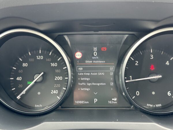 Land Rover Evoque 2.0 Td4 SE Dynamic      NAVI /PANO /PIELE /4X4/ 2016
