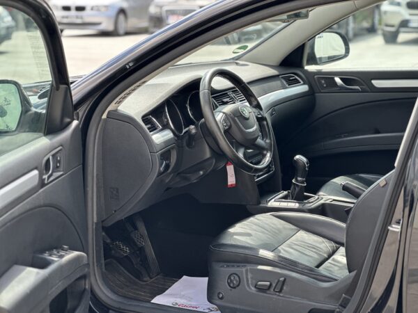 SKODA SUPERB GreenLine 2012 Diesel 1.6 Piele XenonNAVI