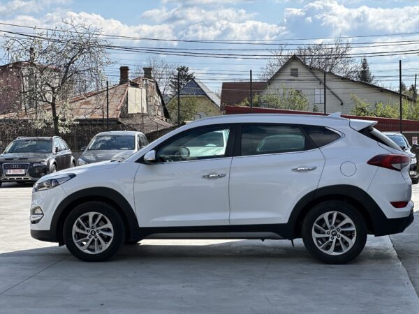 Hyundai Tucson 1.7 CRDi Xpossible ISG 2WD