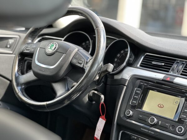 SKODA SUPERB GreenLine 2012 Diesel 1.6 Piele XenonNAVI