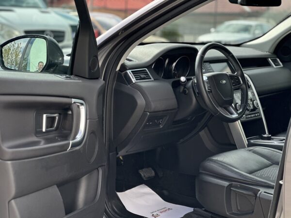 Land Rover Discovery Sport 2.0 Td4 SE AWD