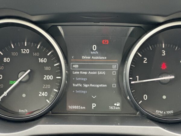 Land Rover Evoque 2.0 Td4 SE Dynamic      NAVI /PANO /PIELE /4X4/ 2016