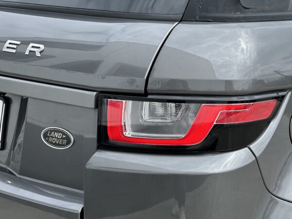 Land Rover Evoque 2.0 Td4 SE Dynamic      NAVI /PANO /PIELE /4X4/ 2016