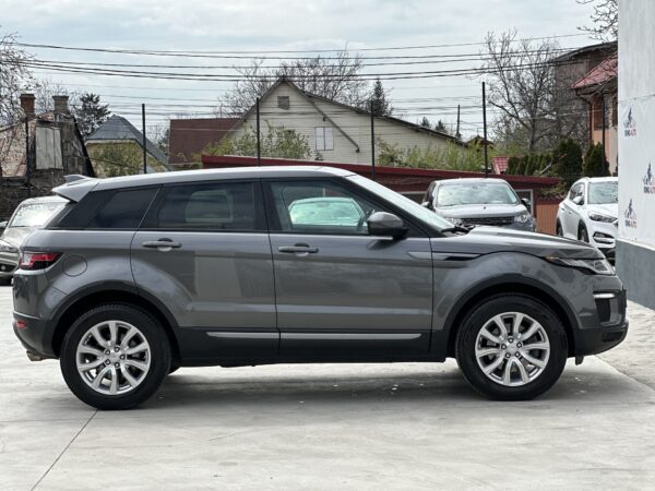 Land Rover Evoque 2.0 Td4 SE Dynamic      NAVI /PANO /PIELE /4X4/ 2016