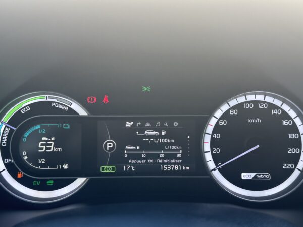 Kia Niro 1.6 Hybrid Active AUTOMAT /HYBRID /ALB PELAT /2016/XENON/NAVI