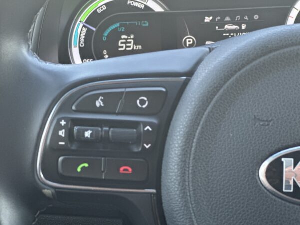 Kia Niro 1.6 Hybrid Active AUTOMAT /HYBRID /ALB PELAT /2016/XENON/NAVI