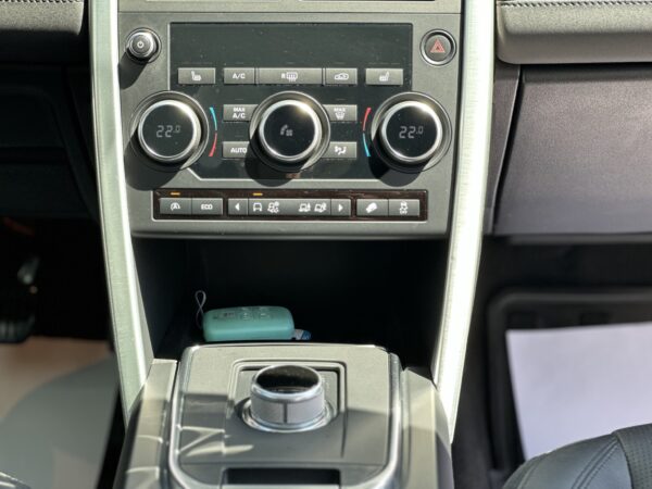 Land Rover Discovery Sport 2.0 Td4 HSE
