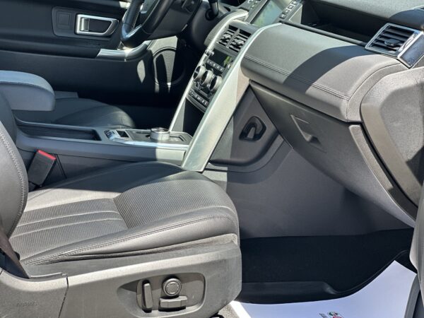 Land Rover Discovery Sport 2.0 Td4 HSE