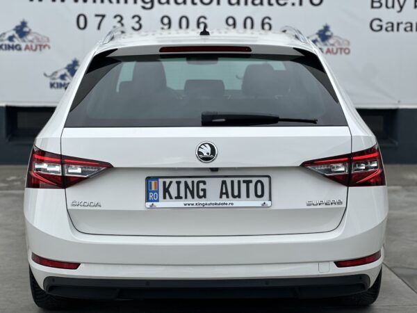 SKODA SUPERB COMBI 2019 / 170.000 km