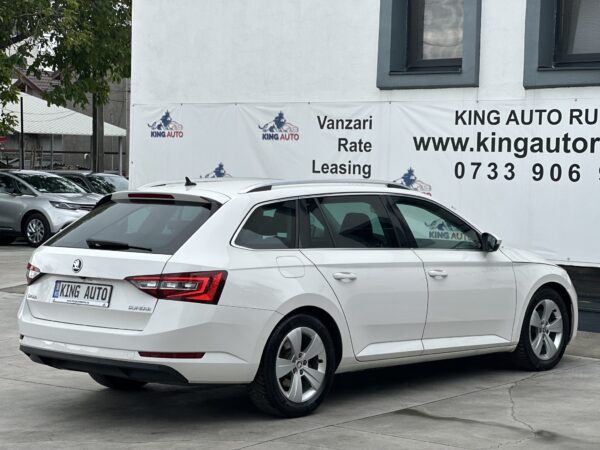 SKODA SUPERB COMBI 2019 / 170.000 km