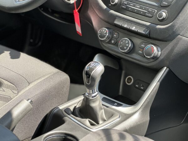 Kia cee'd 1.4 CRDi Cool Diesel / Manual  / 2012