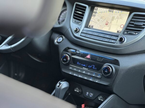 Hyundai Tucson 1.7 CRDi Xpossible ISG 2WD