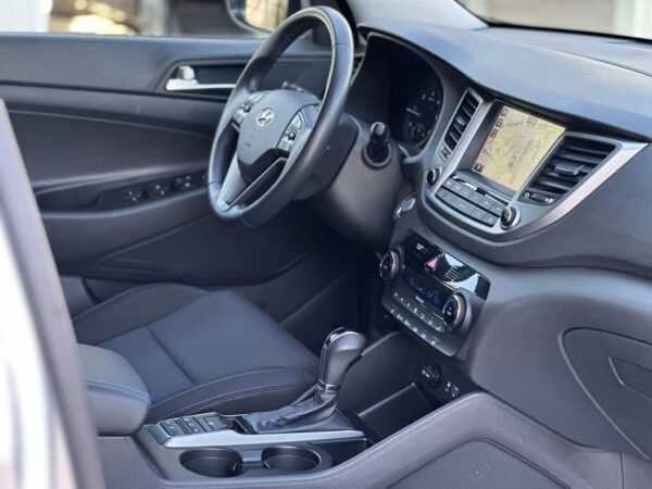 Hyundai Tucson 1.7 CRDi Xpossible ISG 2WD