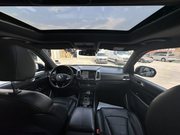 SsangYong REXTON 2.2 e-XDi 220 4WD Aut. Sapphire