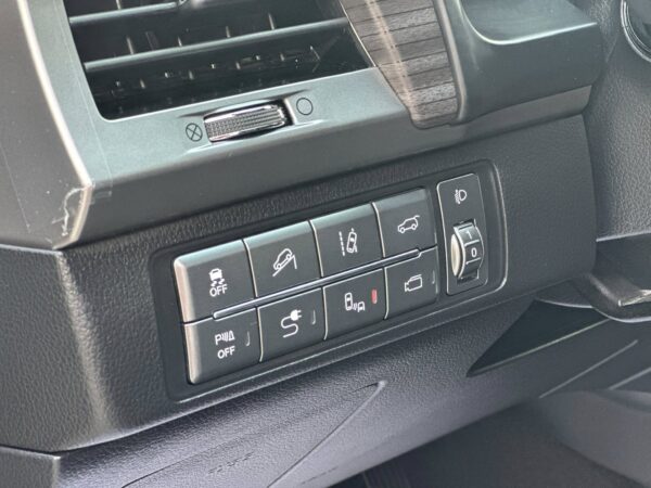 SsangYong REXTON 2.2 e-XDi 220 4WD Aut. Sapphire