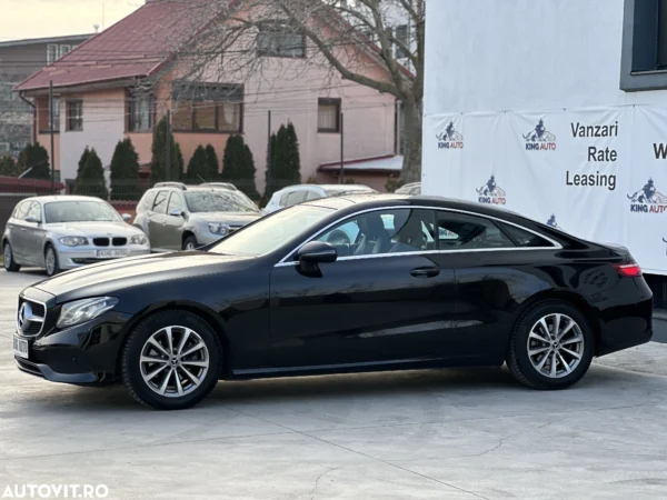 MERCEDES E220 COUPE
