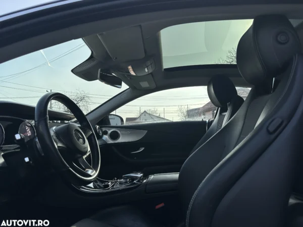 MERCEDES E220 COUPE