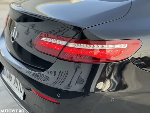 MERCEDES E220 COUPE