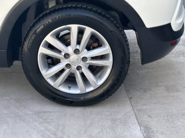 Ssangyong Tivoli 1.6 Be 4x2 (KGM)