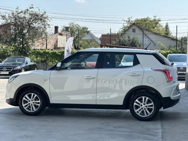 Ssangyong Tivoli 1.6 Be 4x2 (KGM)