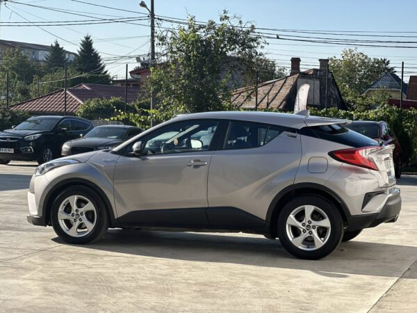 Toyota / C-HR 1.8 Hybrid Active
